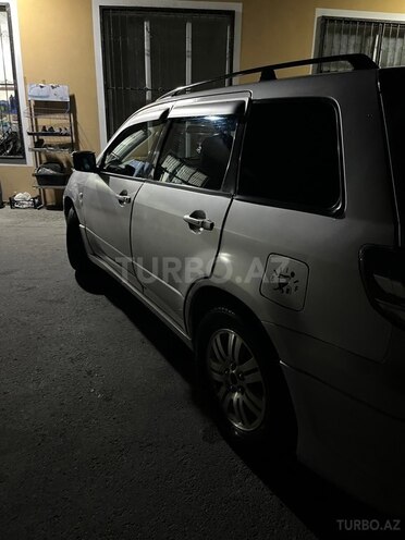 Mitsubishi Airtrek 2002, 300,000 km - 2.4 l - Zaqatala