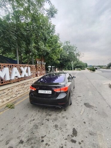 Hyundai Avante 2014, 190,000 km - 1.6 л - Qəbələ