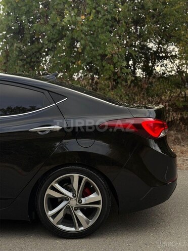 Hyundai Avante 2014, 190,000 km - 1.6 л - Qəbələ