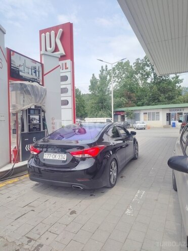 Hyundai Avante 2014, 190,000 km - 1.6 л - Qəbələ