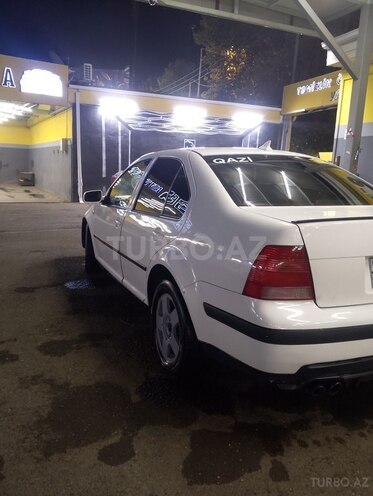 Volkswagen Jetta 2001, 326,000 km - 1.8 l - Gəncə