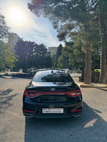 Hyundai Grandeur 2018, 203,000 km - 2.2 l - Bakı