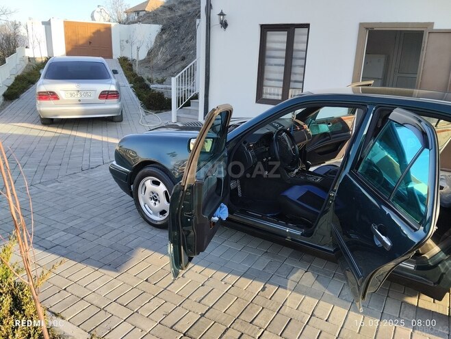 Mercedes E 240 1998, 280,000 km - 2.4 л - Şəki