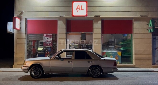 Mercedes  1991, 600,000 km - 2.0 л - Bakı