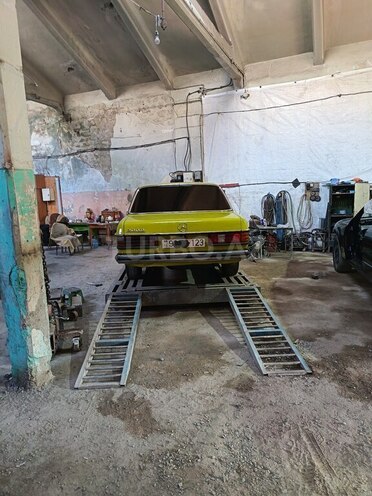 Mercedes  1977, 123,000 km - 3.0 l - Bakı