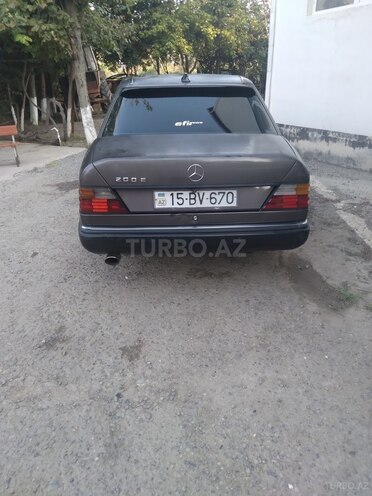 Mercedes  1993, 904,625 km - 2.0 l - İmişli