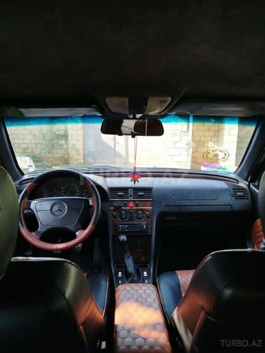 Mercedes C 200 1997, 250,000 km - 2.2 l - Bakı