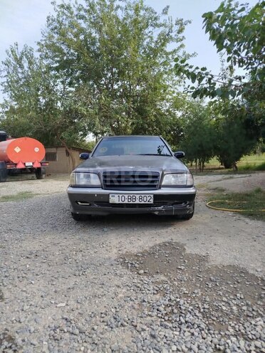 Mercedes C 200 1997, 250,000 km - 2.2 l - Bakı