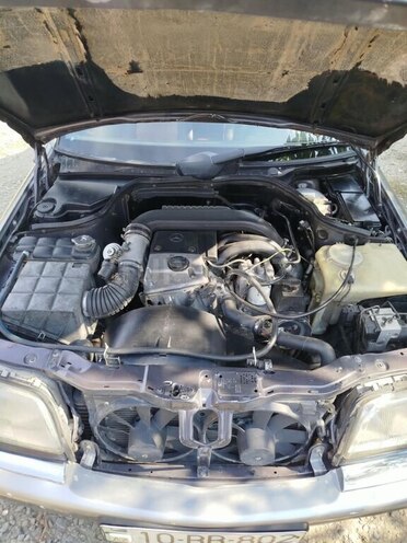 Mercedes C 200 1997, 250,000 km - 2.2 l - Bakı