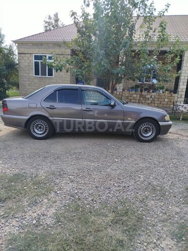 Mercedes C 200 1997, 250,000 km - 2.2 l - Bakı
