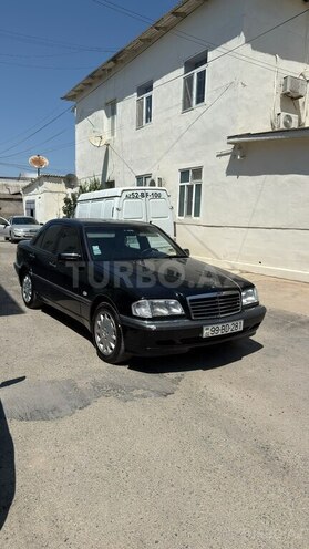 Mercedes C 200 1998, 226,000 km - 2.0 l - Salyan