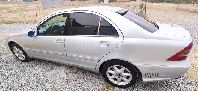 Mercedes C 240 2002, 288,000 km - 2.6 l - Gəncə