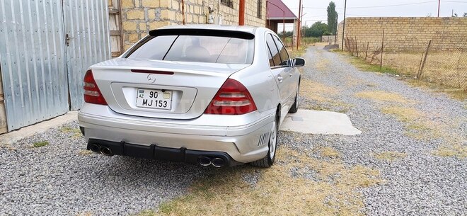Mercedes C 240 2002, 288,000 km - 2.6 l - Gəncə