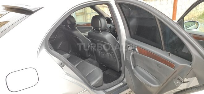 Mercedes C 240 2002, 288,000 km - 2.6 l - Gəncə