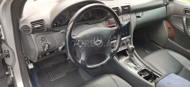 Mercedes C 240 2002, 288,000 km - 2.6 l - Gəncə