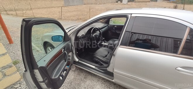 Mercedes C 240 2002, 288,000 km - 2.6 l - Gəncə