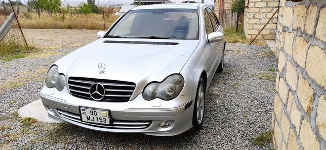 Mercedes C 240 2002, 288,000 km - 2.6 l - Gəncə