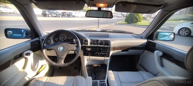 BMW 525 1994, 255,000 km - 2.5 l - Bakı