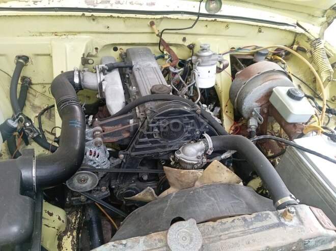 GAZ 24 1990, 500,000 km - 2.5 л - Bakı