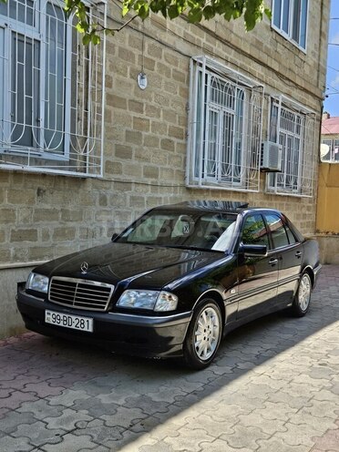 Mercedes C 200 1998, 226,000 km - 2.0 l - Salyan