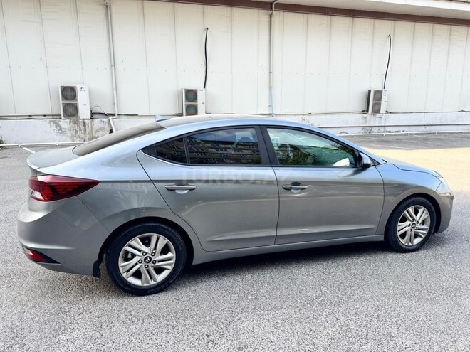 Hyundai Elantra 2018, 91,733 km - 1.8 l - Bakı