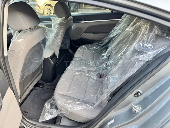 Hyundai Elantra 2018, 91,733 km - 1.8 l - Bakı