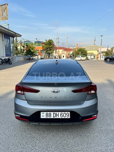 Hyundai Elantra 2018, 91,733 km - 1.8 l - Bakı
