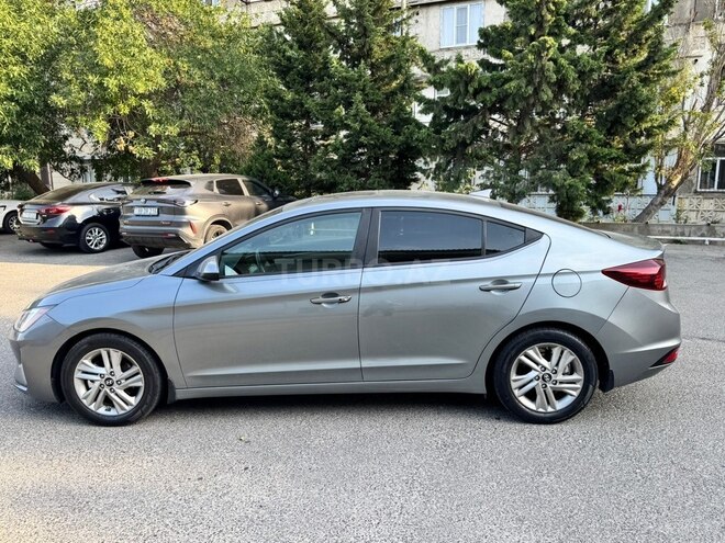 Hyundai Elantra 2018, 91,733 km - 1.8 l - Bakı