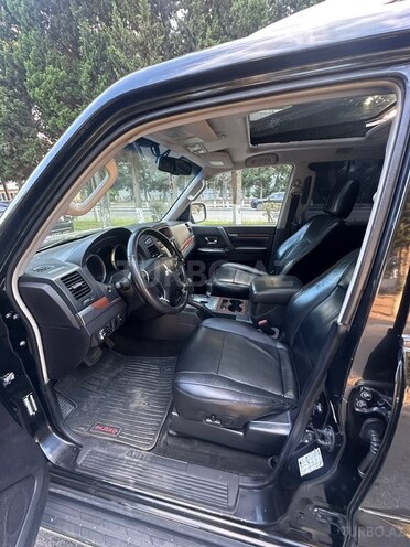 Mitsubishi Pajero 2008, 228,000 km - 3.0 l - Bakı