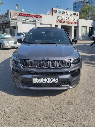 Jeep Compass 2022, 60,500 km - 1.3 l - Sumqayıt