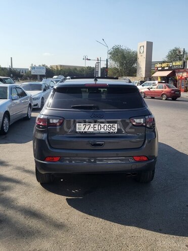 Jeep Compass 2022, 60,500 km - 1.3 l - Sumqayıt