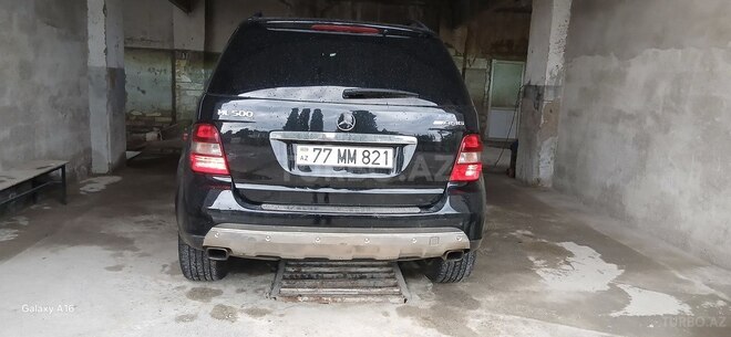 Mercedes  2005, 318,000 km - 5.0 л - Tovuz