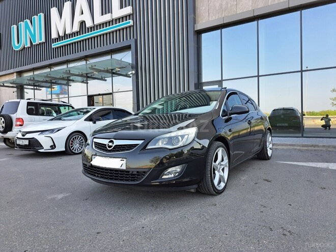 Opel Astra 2012, 265,000 km - 1.4 l - Bakı