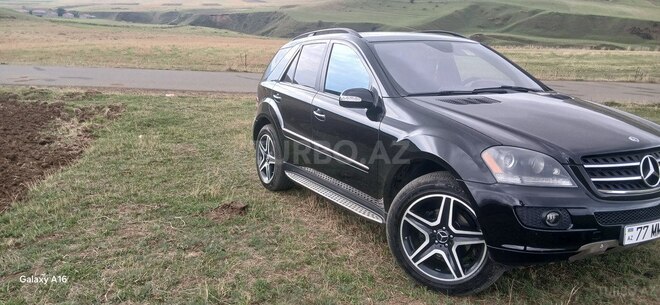 Mercedes  2005, 318,000 km - 5.0 л - Tovuz