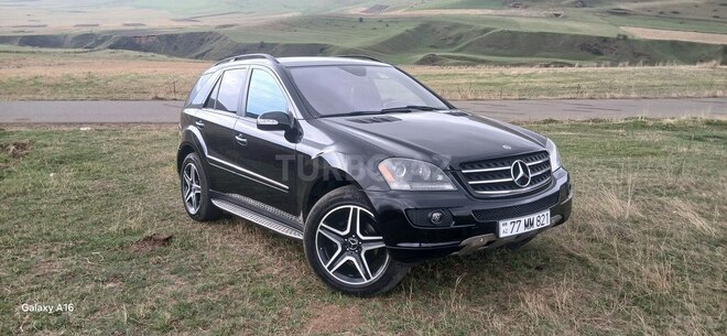 Mercedes  2005, 318,000 km - 5.0 л - Tovuz