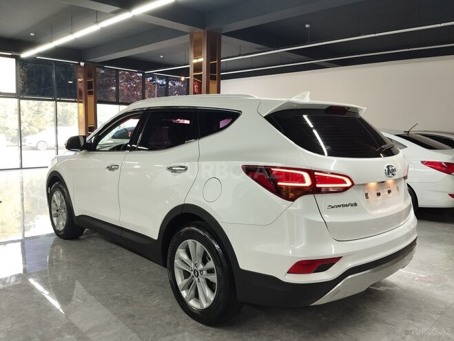 Hyundai Santa Fe 2016, 195,000 km - 2.0 л - Bakı