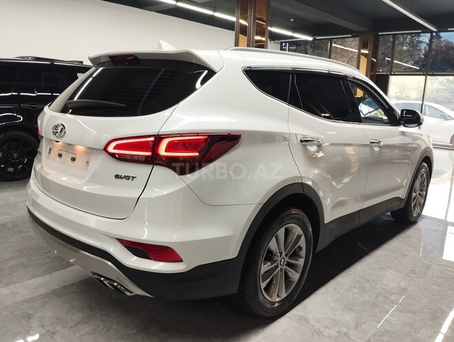 Hyundai Santa Fe 2016, 195,000 km - 2.0 л - Bakı