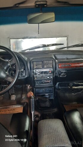 GAZ 3110 2003, 310,000 km - 2.3 l - Salyan