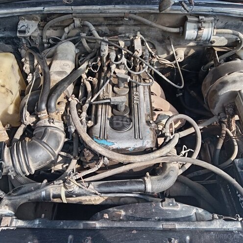 GAZ 3110 2003, 310,000 km - 2.3 l - Salyan