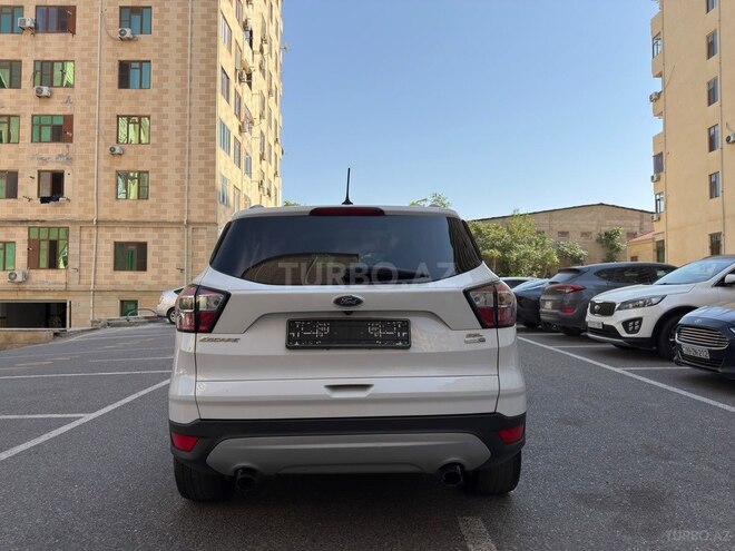 Ford Escape 2017, 129,000 km - 1.5 l - Bakı