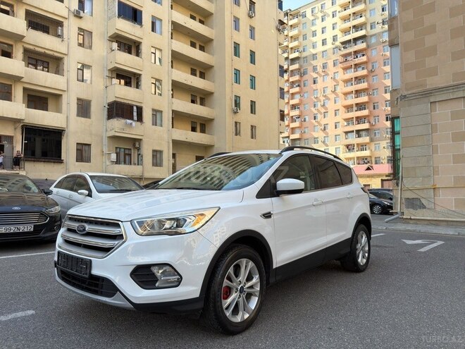 Ford Escape 2017, 129,000 km - 1.5 l - Bakı