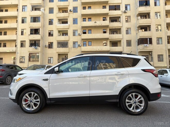 Ford Escape 2017, 129,000 km - 1.5 l - Bakı