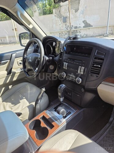 Mitsubishi Pajero 2007, 183,000 km - 3.0 l - Bakı