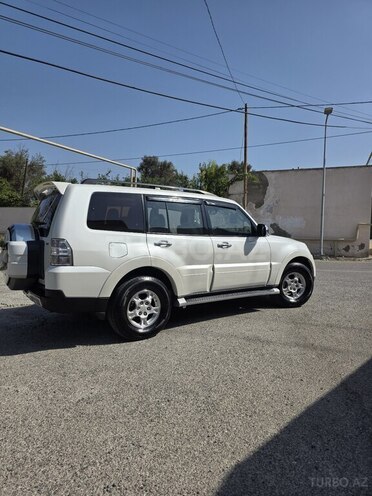 Mitsubishi Pajero 2007, 183,000 km - 3.0 l - Bakı
