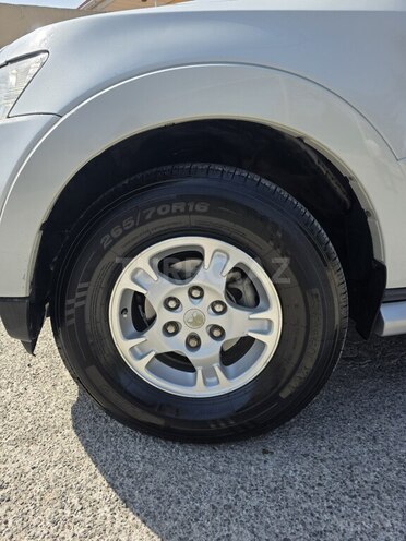 Mitsubishi Pajero 2007, 183,000 km - 3.0 l - Bakı