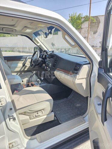 Mitsubishi Pajero 2007, 183,000 km - 3.0 l - Bakı