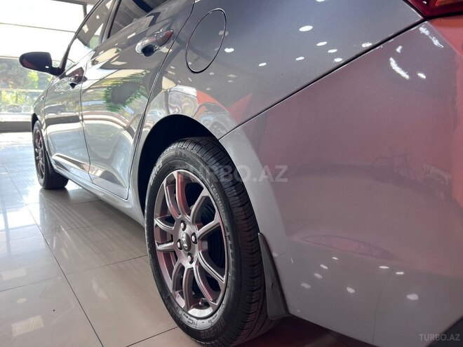 Hyundai Accent 2018, 122,000 km - 1.6 l - Sumqayıt