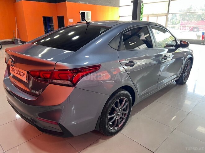 Hyundai Accent 2018, 122,000 km - 1.6 l - Sumqayıt