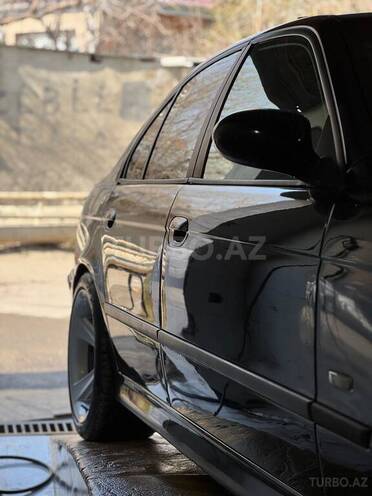 BMW 525 2001, 350,000 km - 2.5 l - Bakı