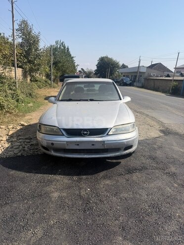 Opel Astra 1999, 300,000 km - 2.0 l - Masallı